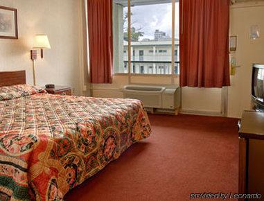 Western Inn Downtown 伊利 客房 照片
